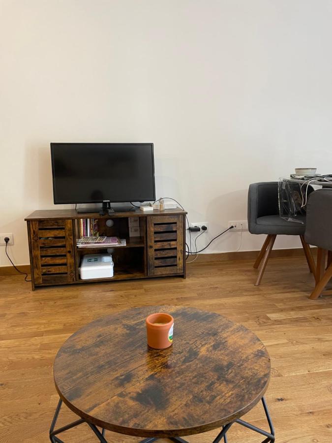 Precioso cálido apartamento en Sort con terraza Apartamento Exterior foto