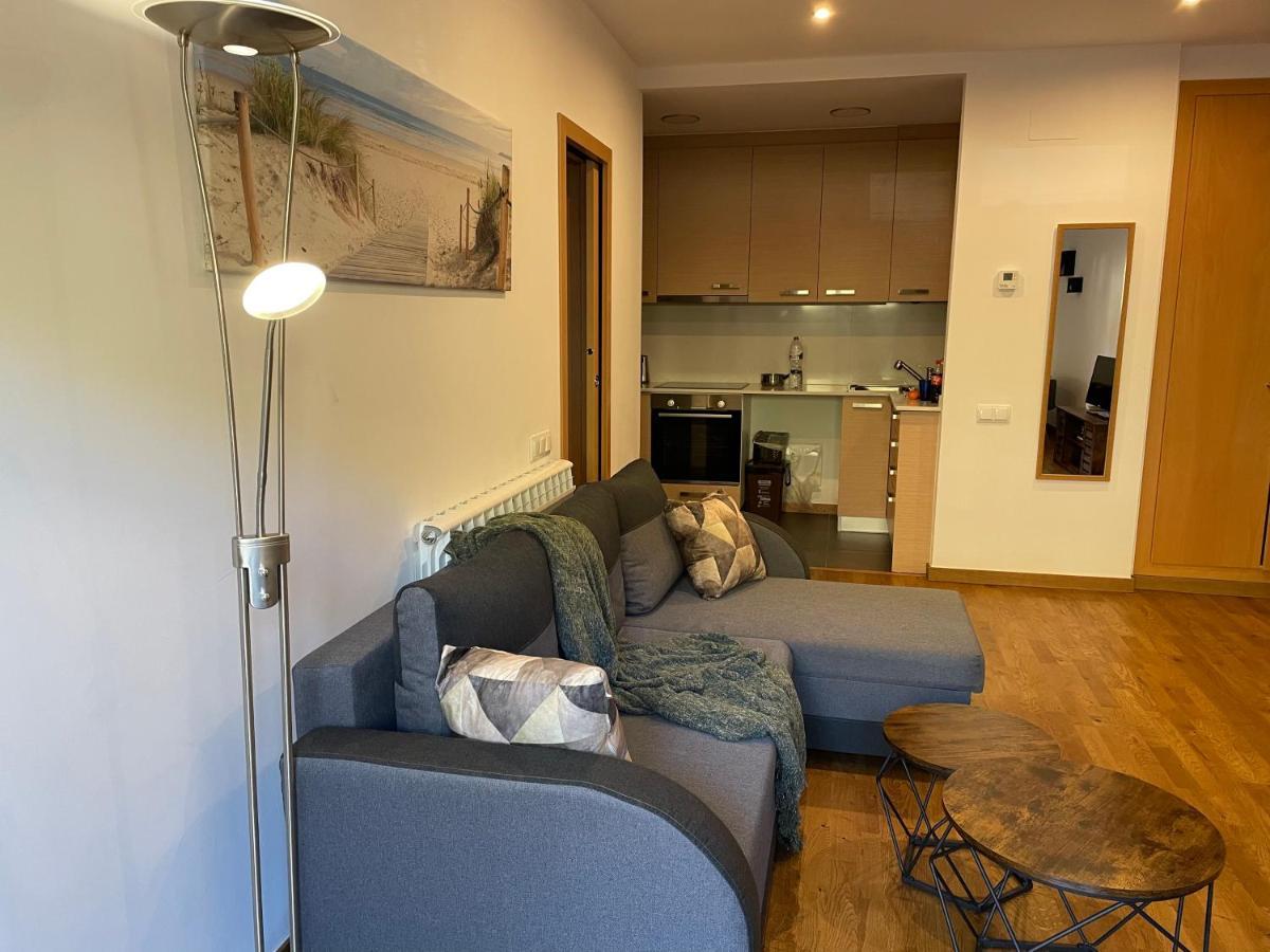 Precioso cálido apartamento en Sort con terraza Apartamento Exterior foto